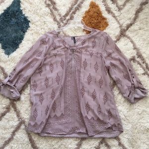 Light purple 3/4 sleeve top